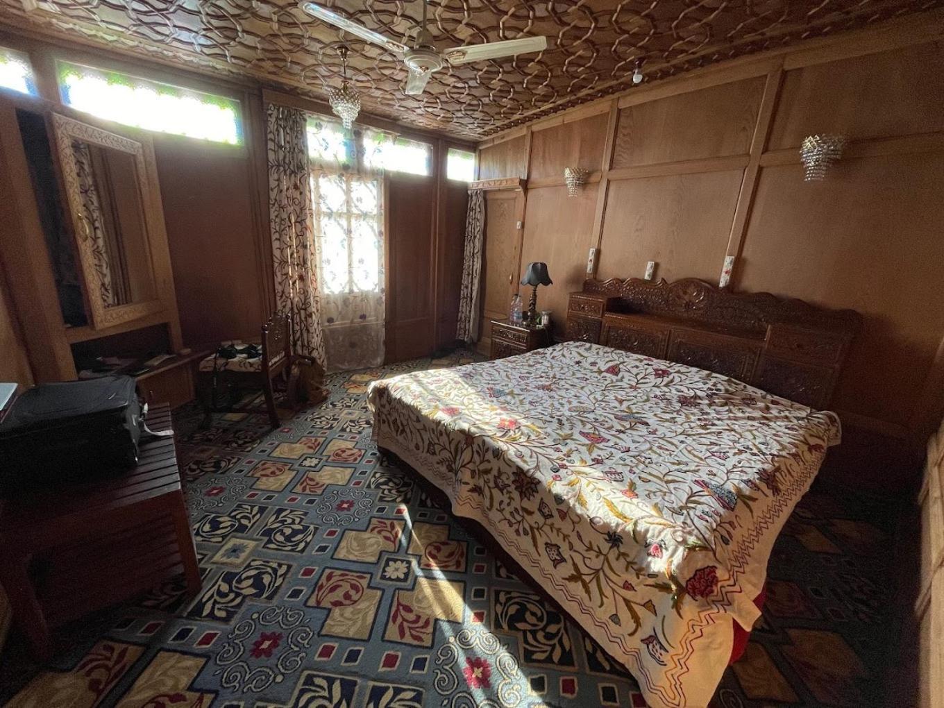 Mossess Group Of Houseboats Hotel Srinagar  Exterior photo