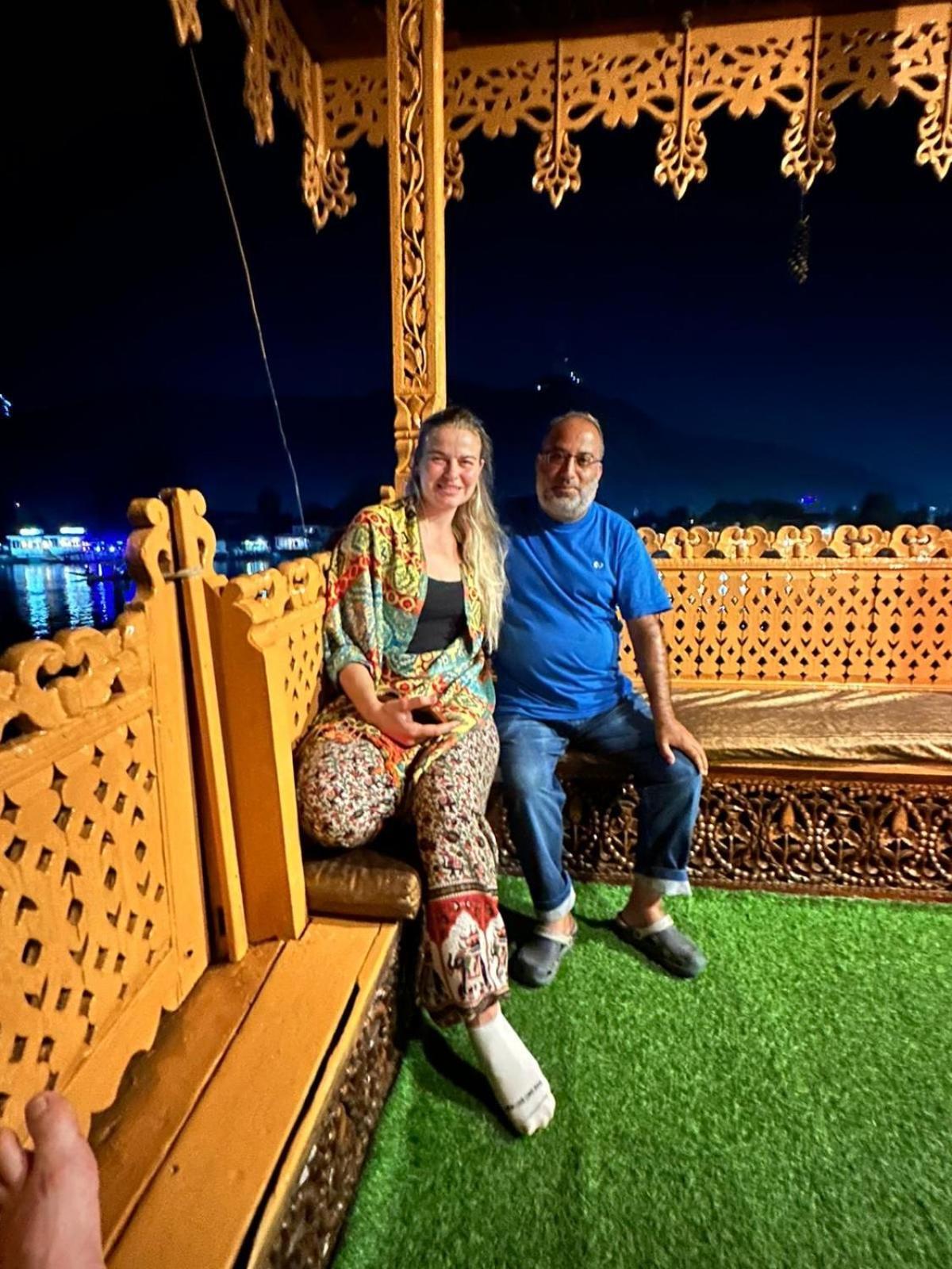 Mossess Group Of Houseboats Hotel Srinagar  Exterior photo